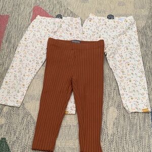 Kids 3/4 leggings. 3 pairs.